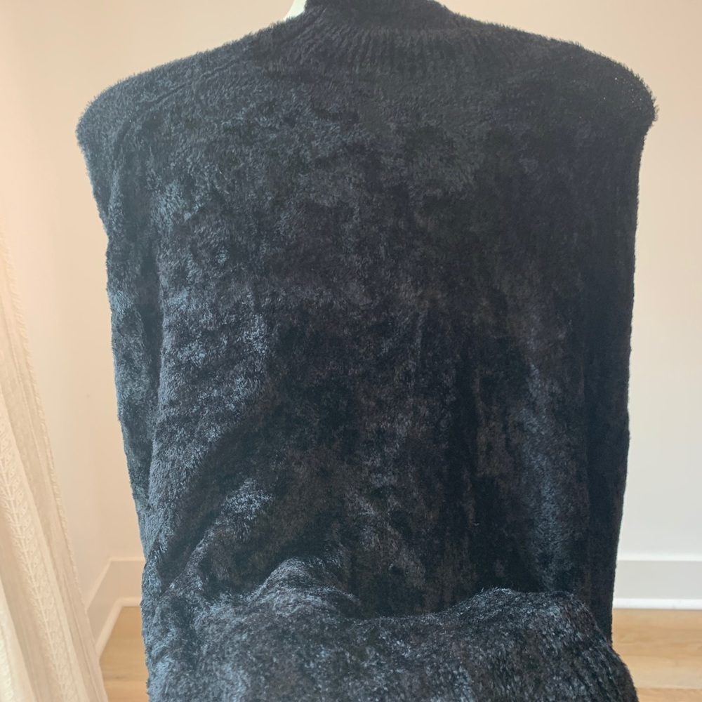 Soft velvet sweater NEW